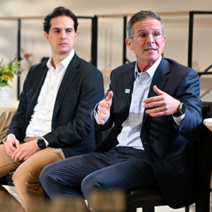 WSJ Blog Header (Carousel)